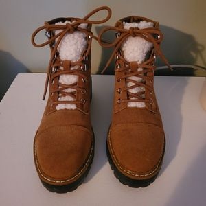 Hiker boots